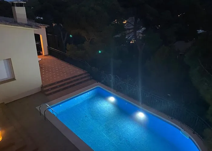 Willa Com Casa Nostra *