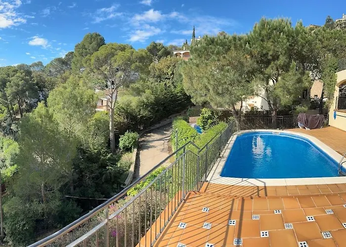 Villa Com Casa Nostra
