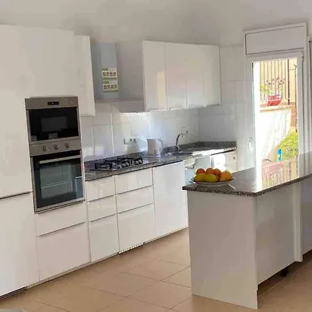Villa Com Casa Nostra *